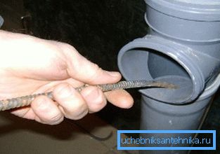 Kabel může být také použit při blokování stoupačky.