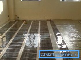 Nanášecí fólie pro infračervené vytápění