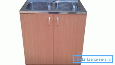 Univerzální umyvadlo se skříní 80x60. Univerzální umyvadlo se skříní 80x60.