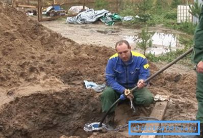 Instalace se provádí pomocí přídavné tyče. Instalace se provádí pomocí přídavné tyče.