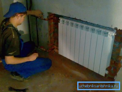 Instalace do výklenku