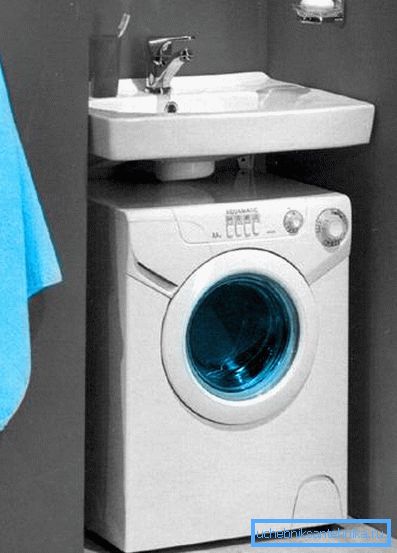 Zařízení vybavená čerpacím zařízením mohou být umístěna pod úrovní instalace jiných vodovodních armatur.