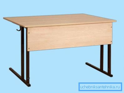 Výrobky nejvyšší kvality se používají jako rám pro stoly, protože zatížení ve škole nepřesahuje 50 kg na jeden výrobek