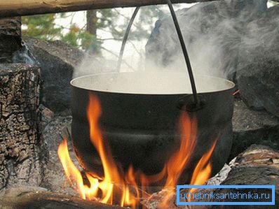 Je třeba vařit vodu