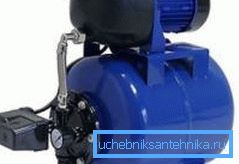 Vodní čerpadlo s hydraulickým akumulátorem, určené pro studny tohoto typu Vodní čerpadlo s hydraulickým akumulátorem, určené pro studny tohoto typu