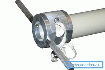 Čištění ruční holicí strojky z polypropylenu. Čištění ruční holicí strojky z polypropylenu.